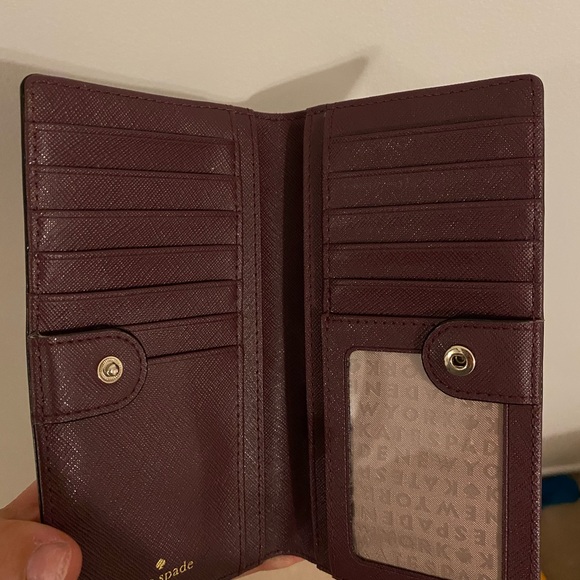 Kate Spade wallet excellent condition - Picture 3 of 3